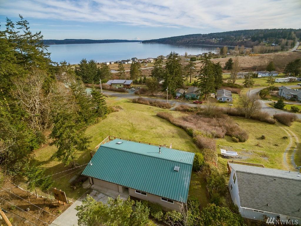 844 Hawk Lane - Photo 1
