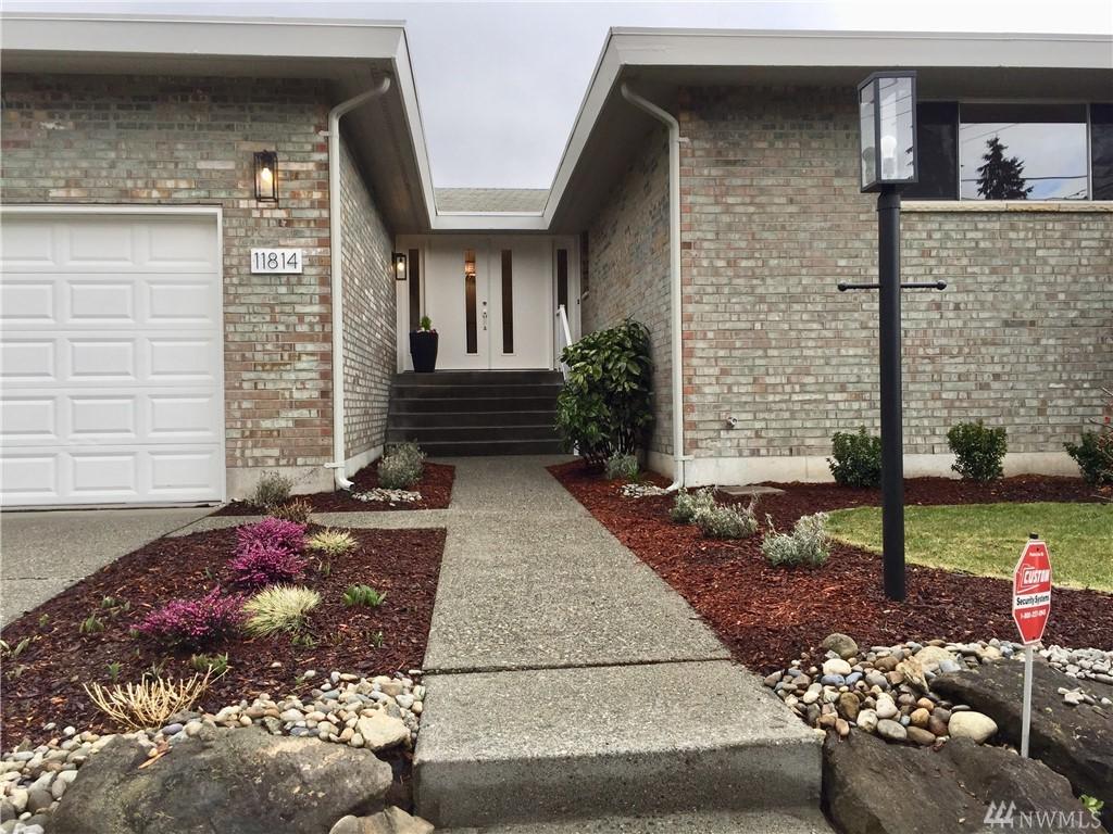 11814 76th Ave - Photo 1