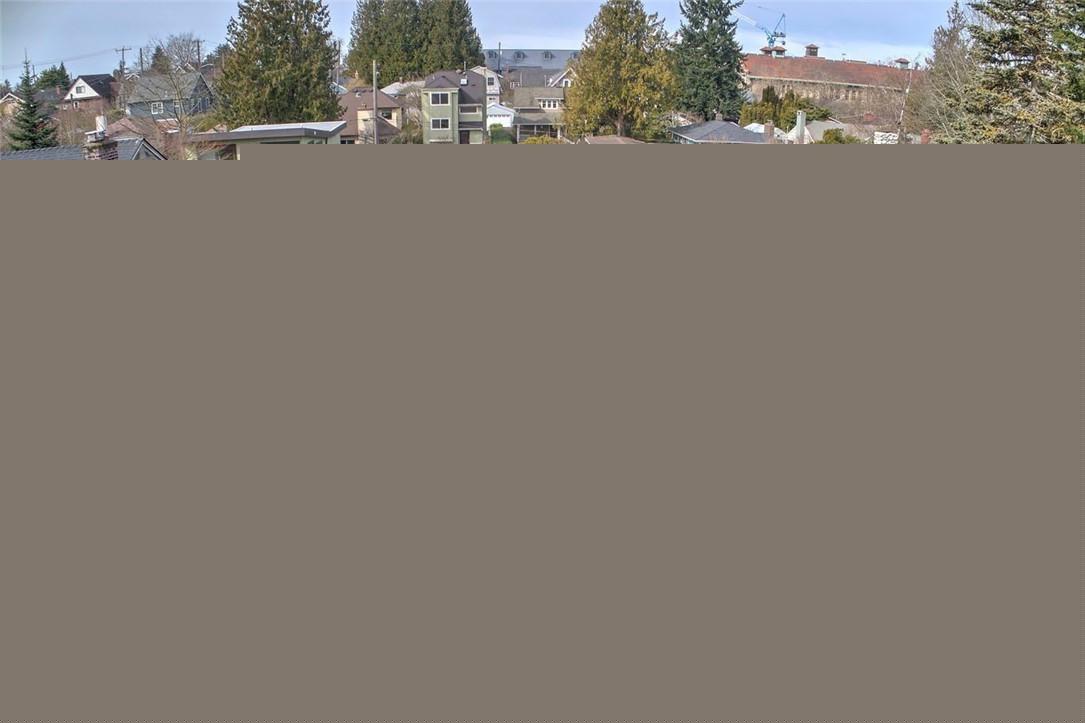 3025 39th Ave - Photo 1
