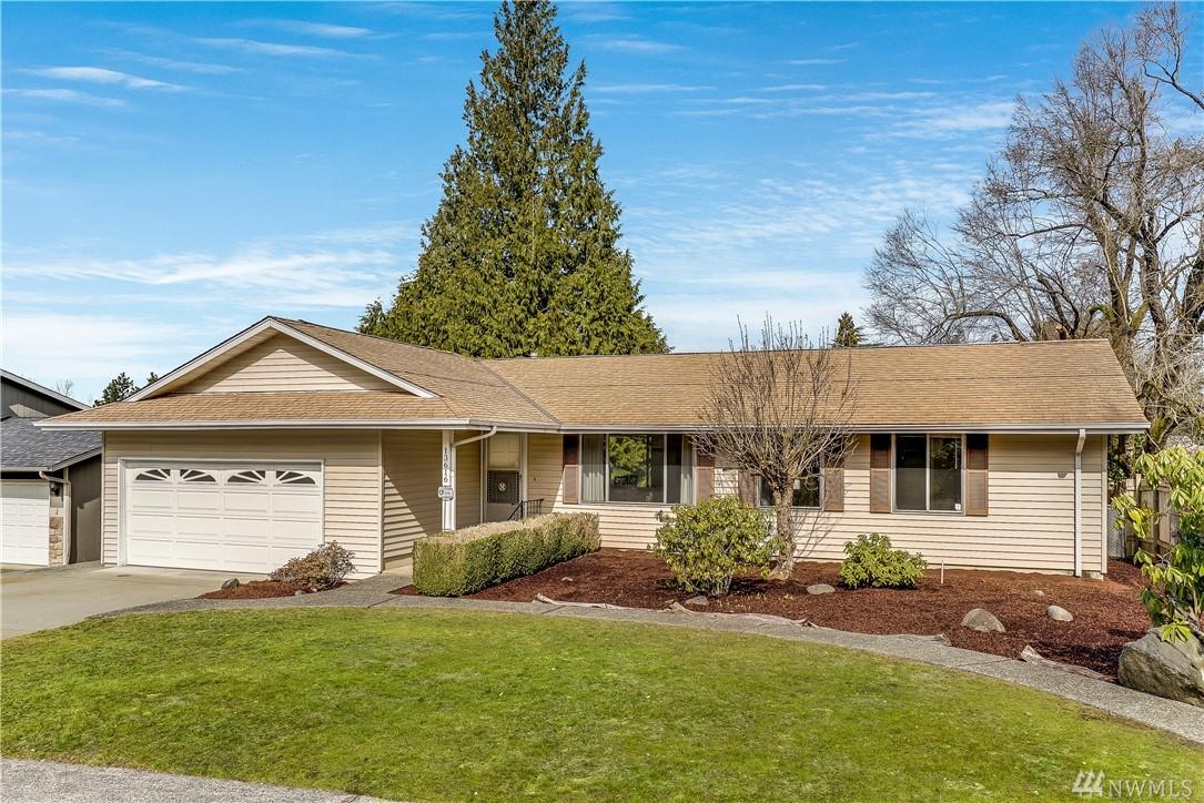 13616 Fairwood Blvd - Photo 1