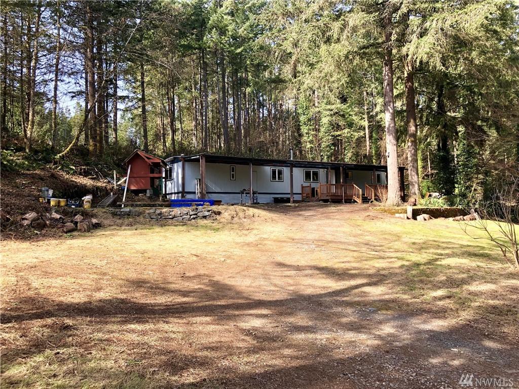 11736 Fairview Blvd - Photo 1