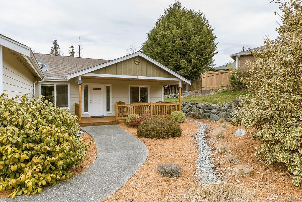 1219 Lotus Lane - Photo 1