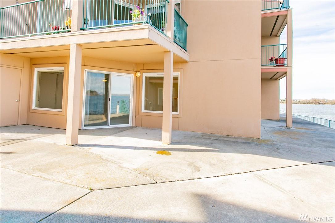 2900 Marina Dr - Photo 1