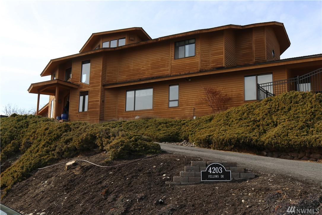 4203 Fellows Dr - Photo 1