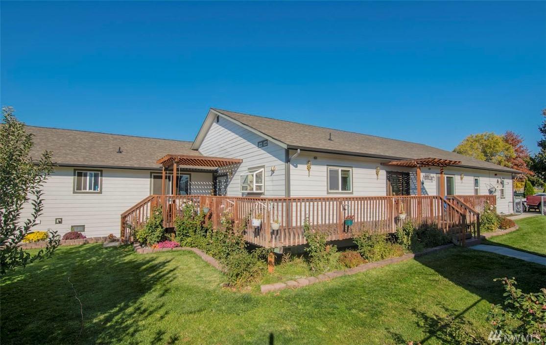 2195 3rd - Photo 1