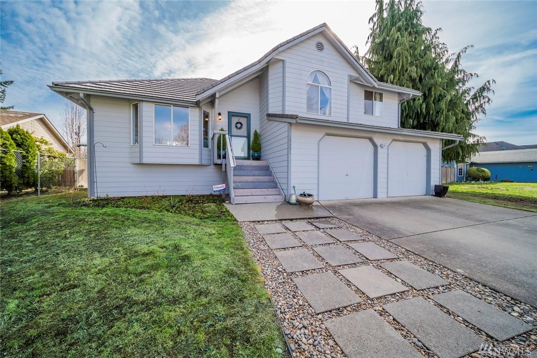 15331 174th Ave - Photo 1