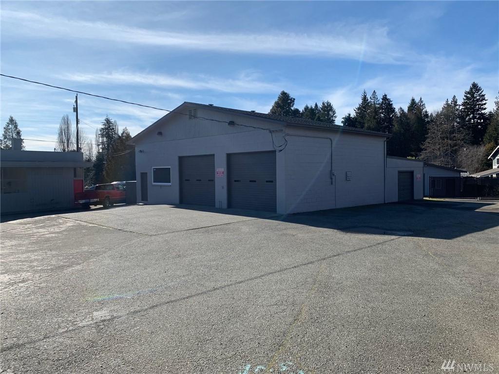 15931 Des Moines Memorial Dr - Photo 1