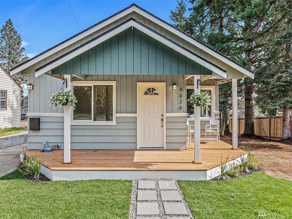 9026 32nd Ave - Photo 1