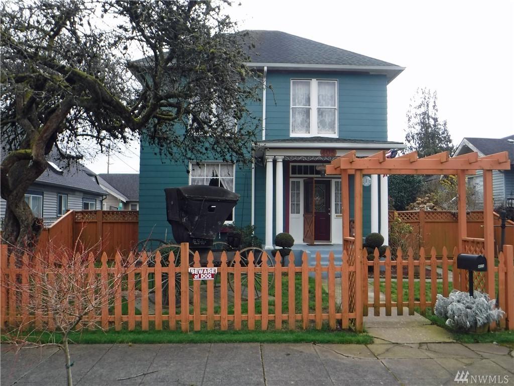 405 3rd St - Photo 1