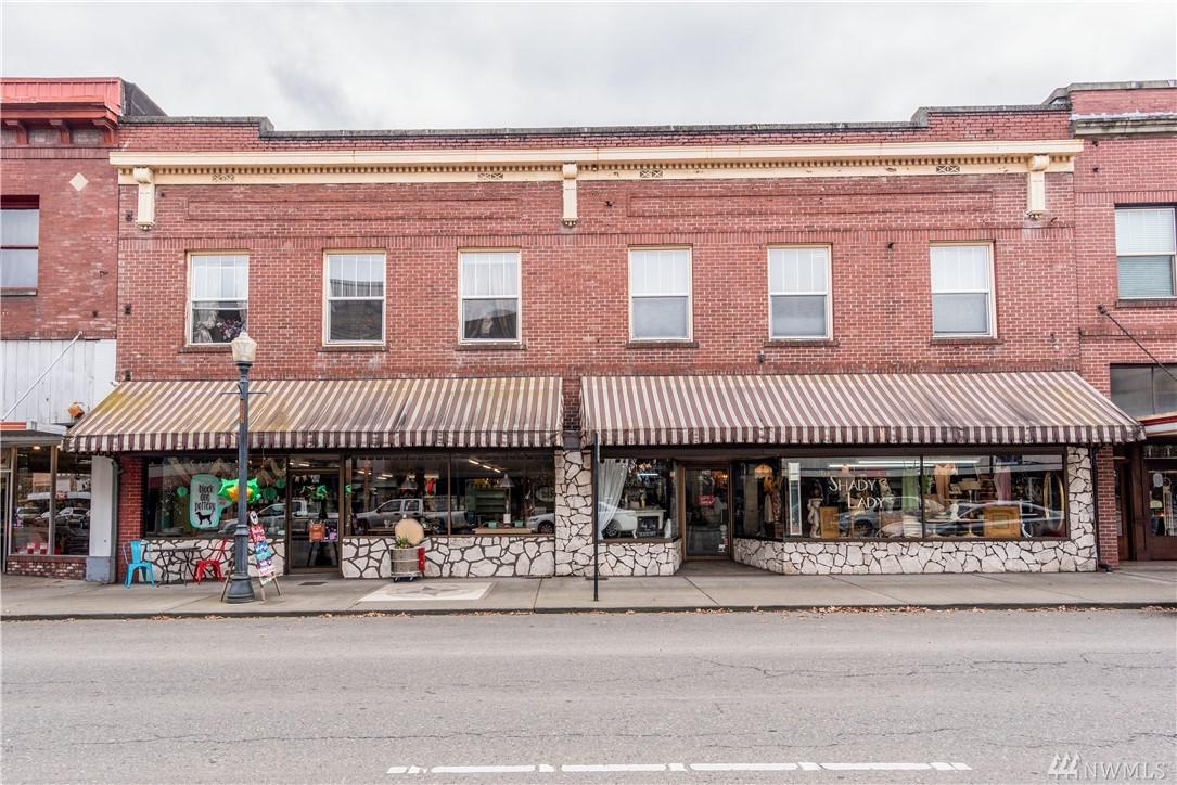 216-218 Tower Ave - Photo 1