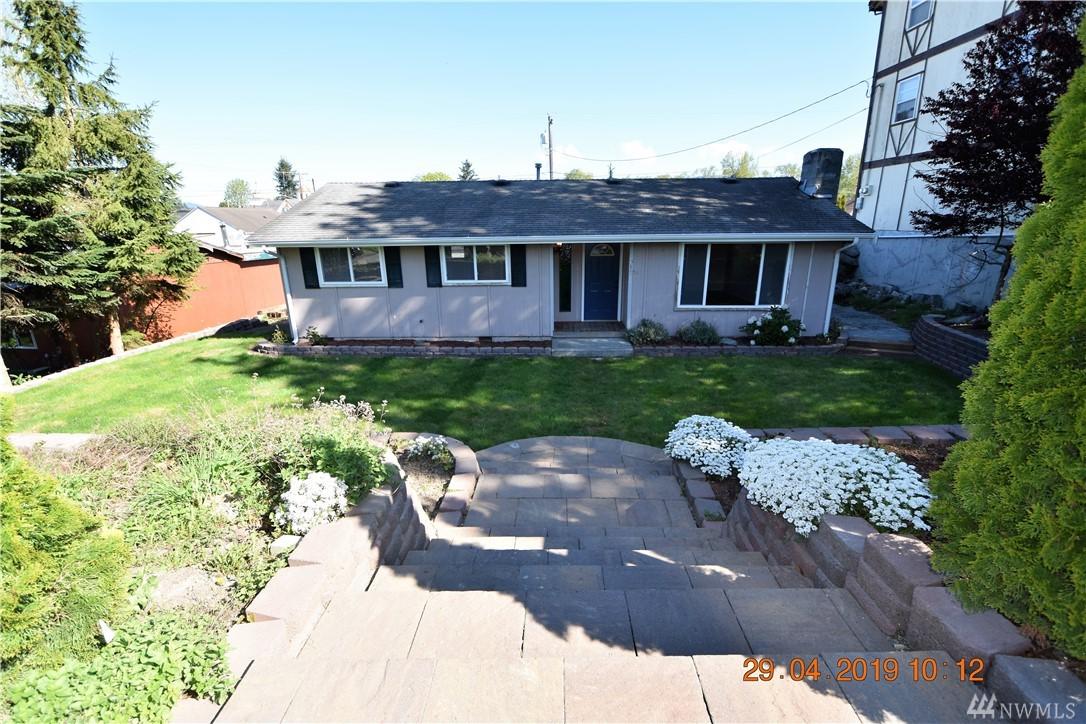 315 Division St - Photo 1
