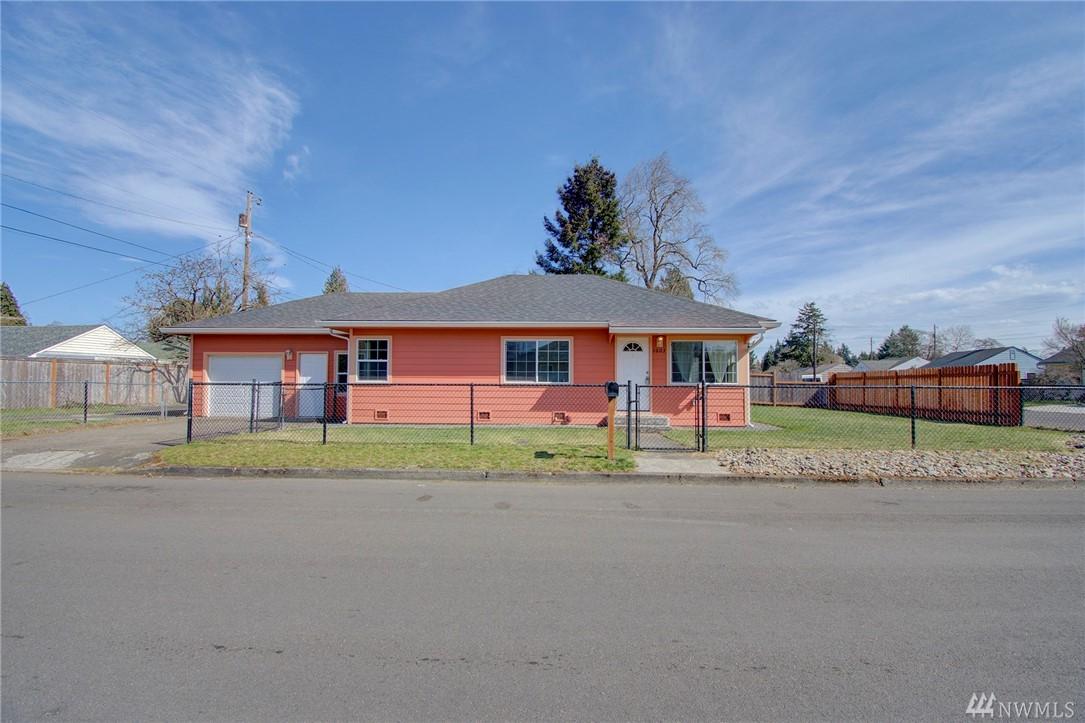 2603 Fairmount Ave - Photo 1