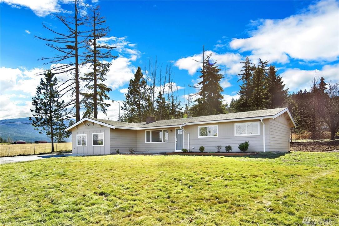 2297 Mt Baker Hwy - Photo 1