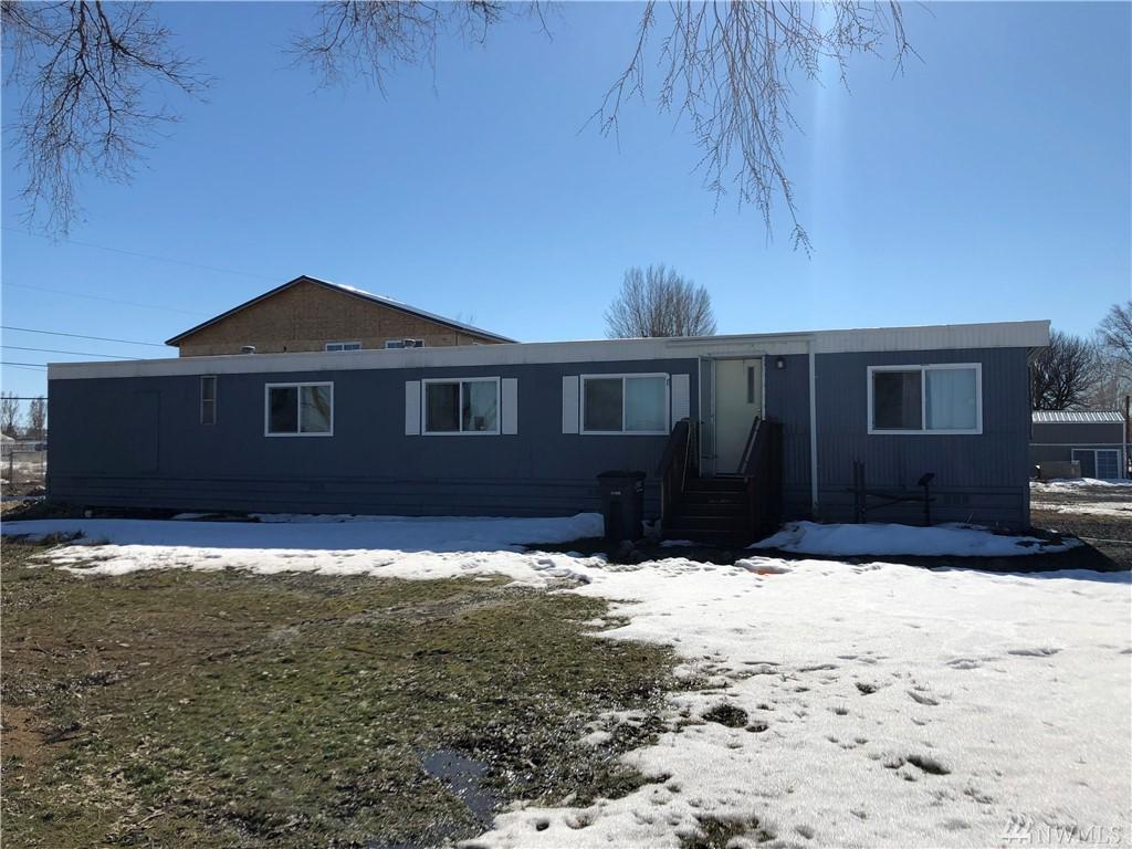 21 Ephrata Ave - Photo 1