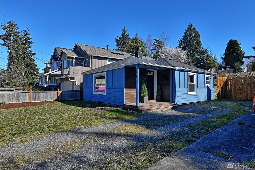 8512 1ST Ave - Photo 1