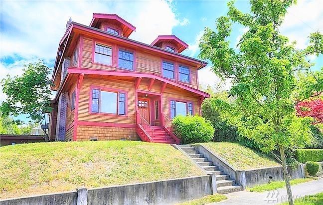 4196 Wallingford Ave - Photo 1