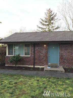 158 152nd St - Photo 1