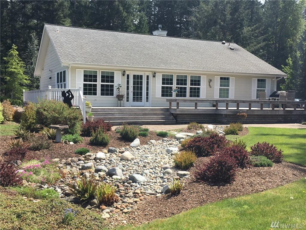 210 Fairway Dr - Photo 1