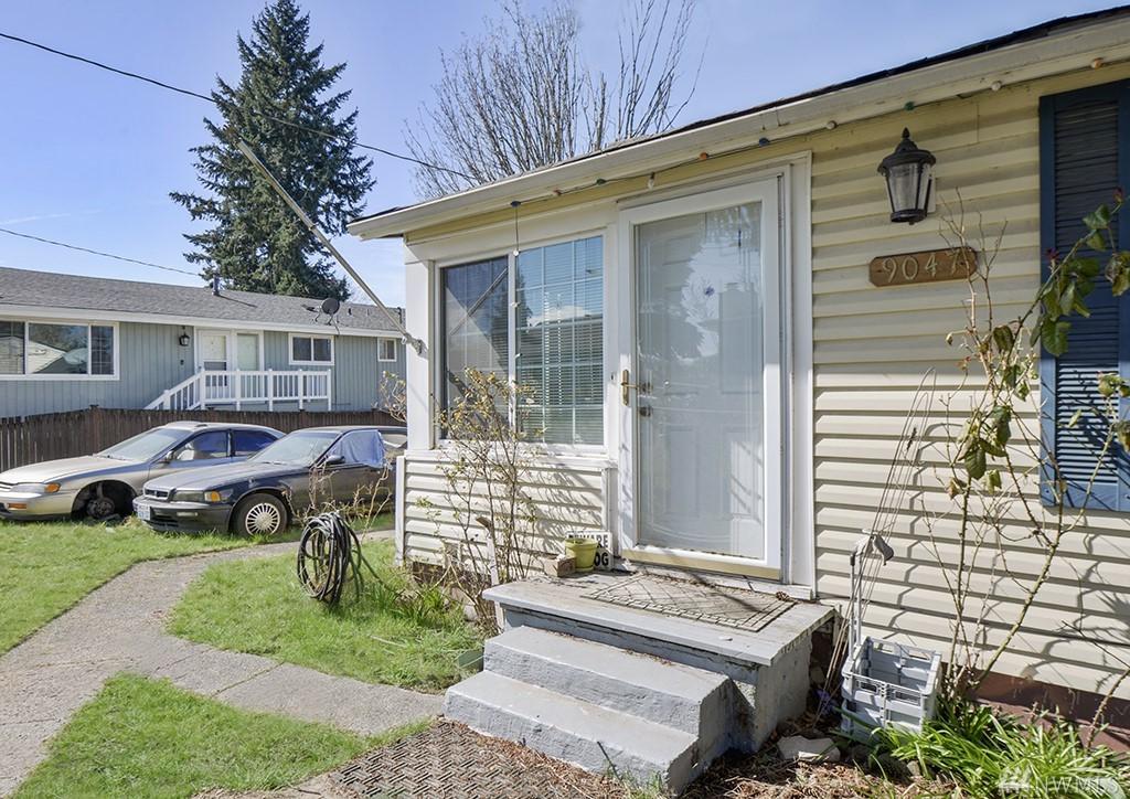 9047 37th Ave - Photo 1
