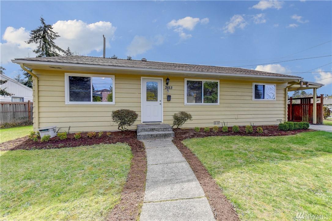 3123 Barton St - Photo 1