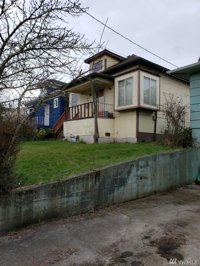 1517 26th Ave - Photo 1