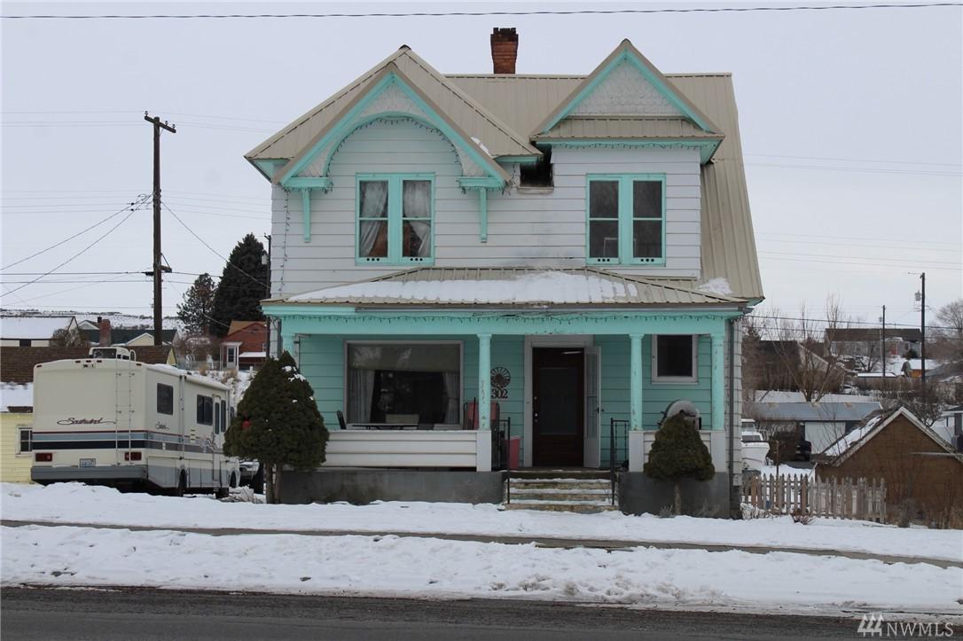 302 1st Ave - Photo 1