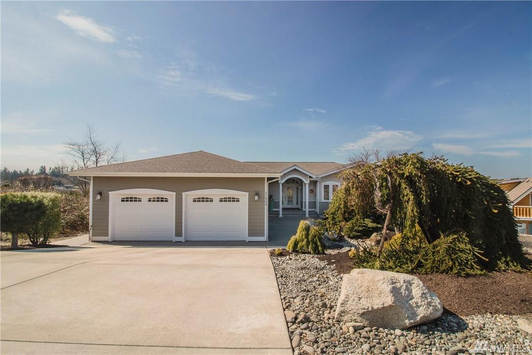 37909 Hood Canal Dr - Photo 1