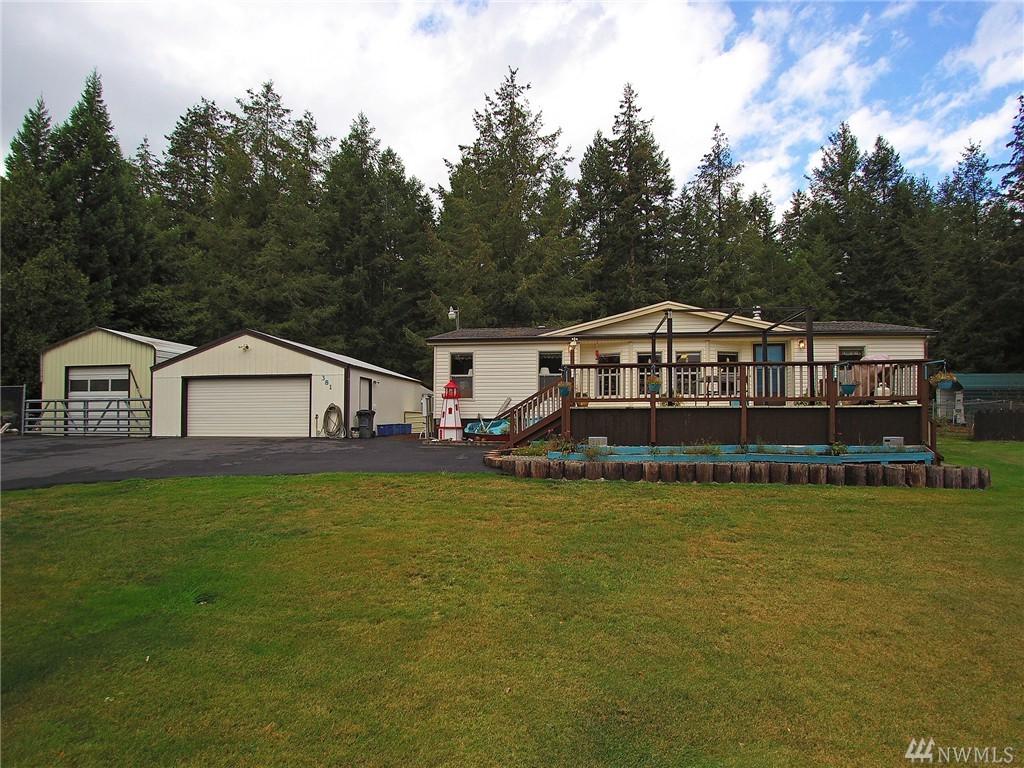 381 Farnsworth Place - Photo 1