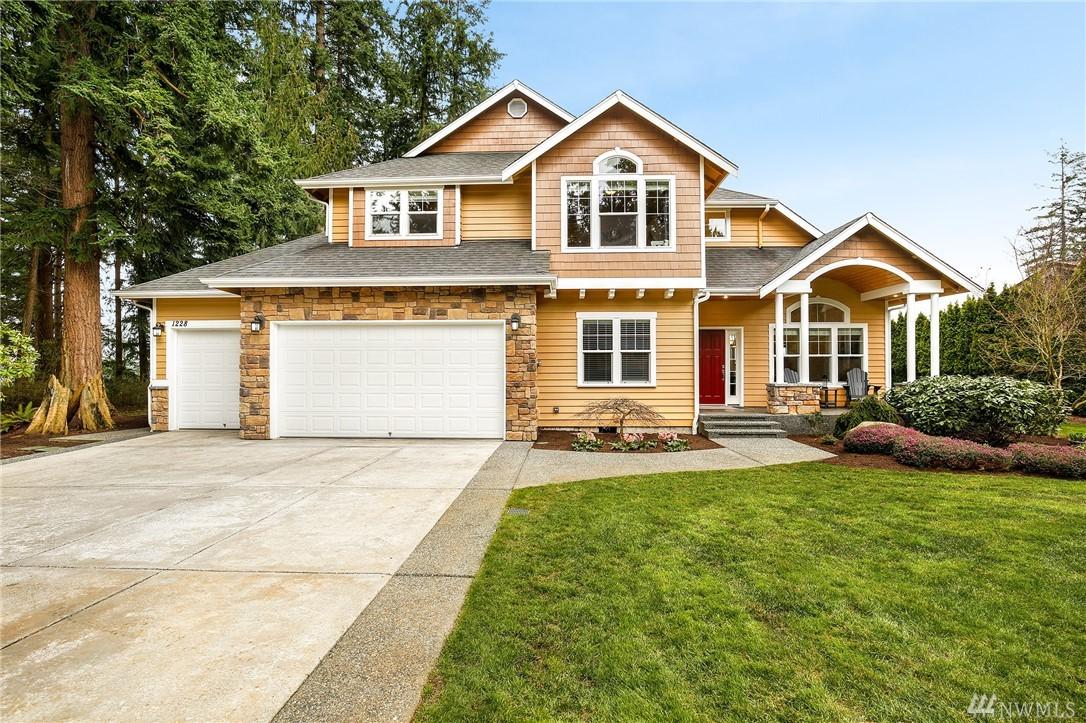 1228 Silver Springs Wy - Photo 1
