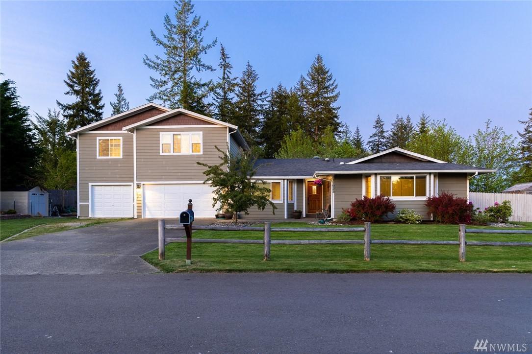 11925 39th Ave - Photo 1
