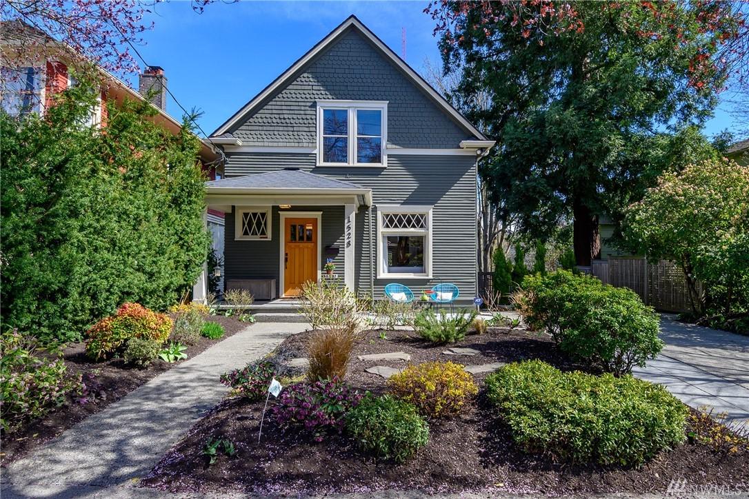 1528 3rd Ave - Photo 1