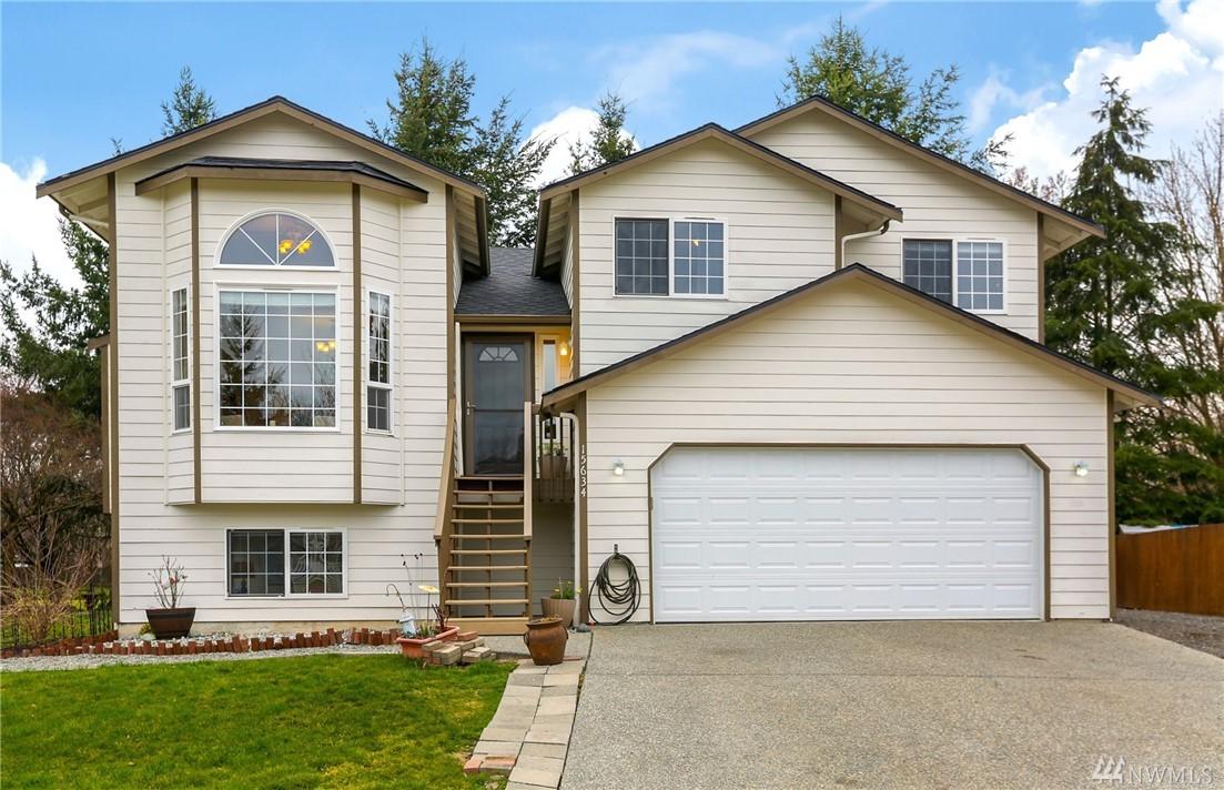 15634 170th Dr - Photo 1