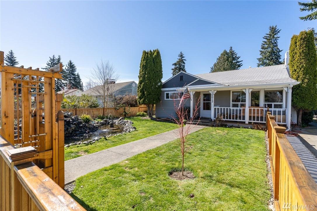 10013 34th Ave - Photo 1
