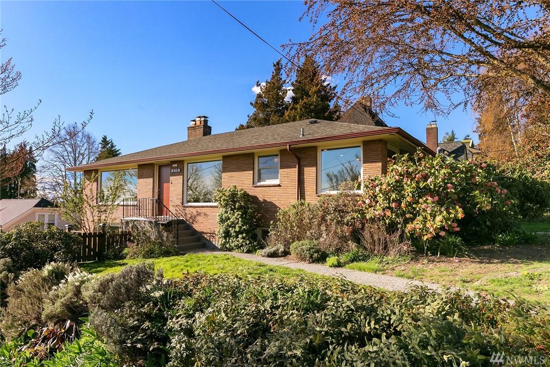 3010 60th St - Photo 1