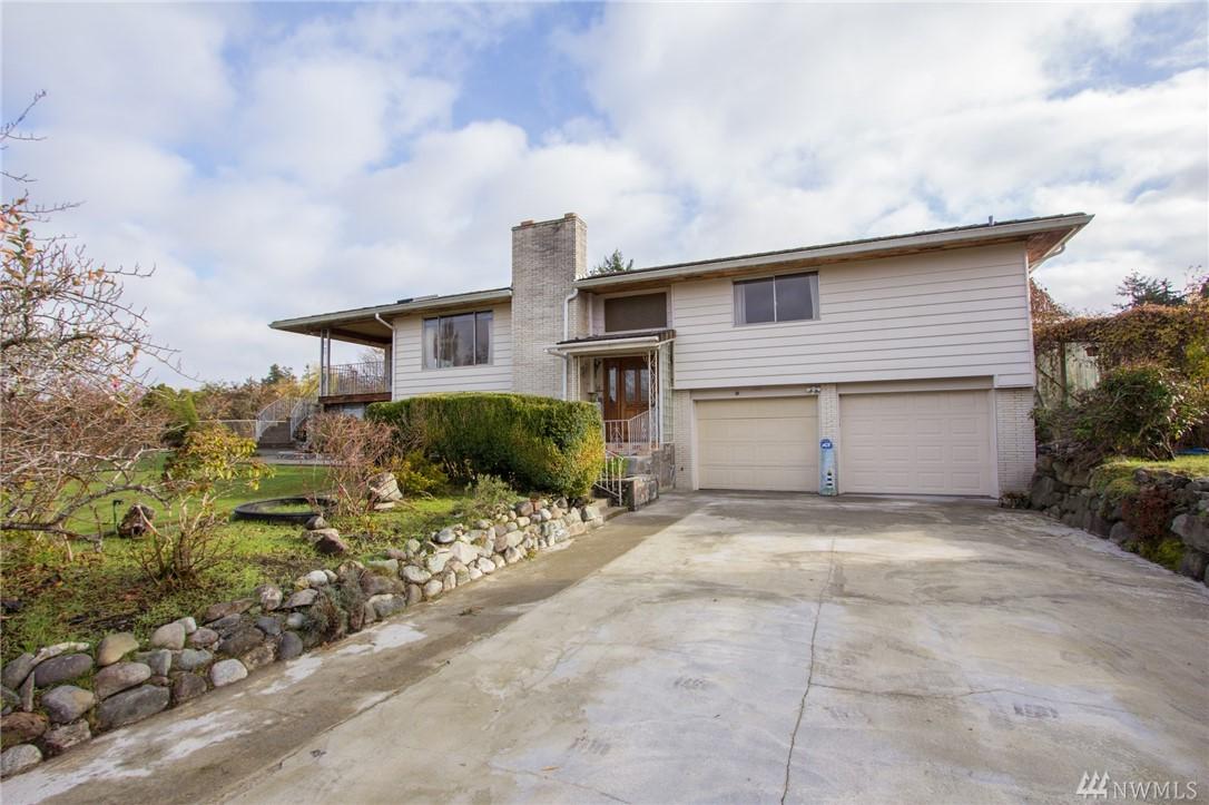 215 Gove St - Photo 1