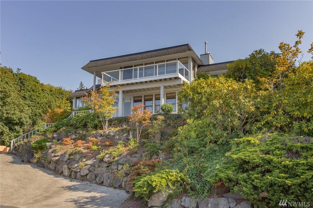 137 293rd Street - Photo 1