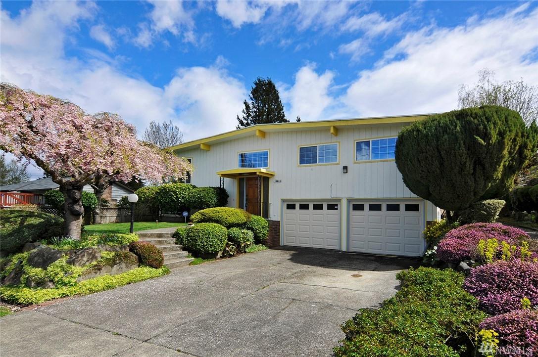 12014 67th Ave - Photo 1