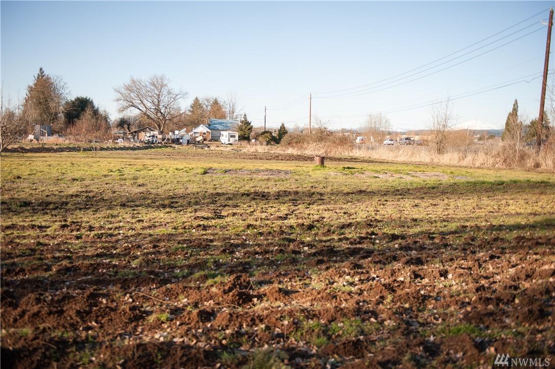 2200 10th Ave - Photo 1