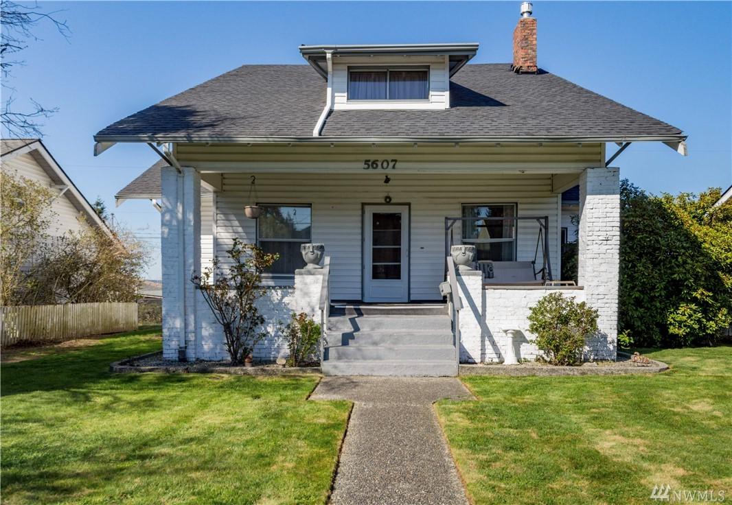 5607 45th St - Photo 1