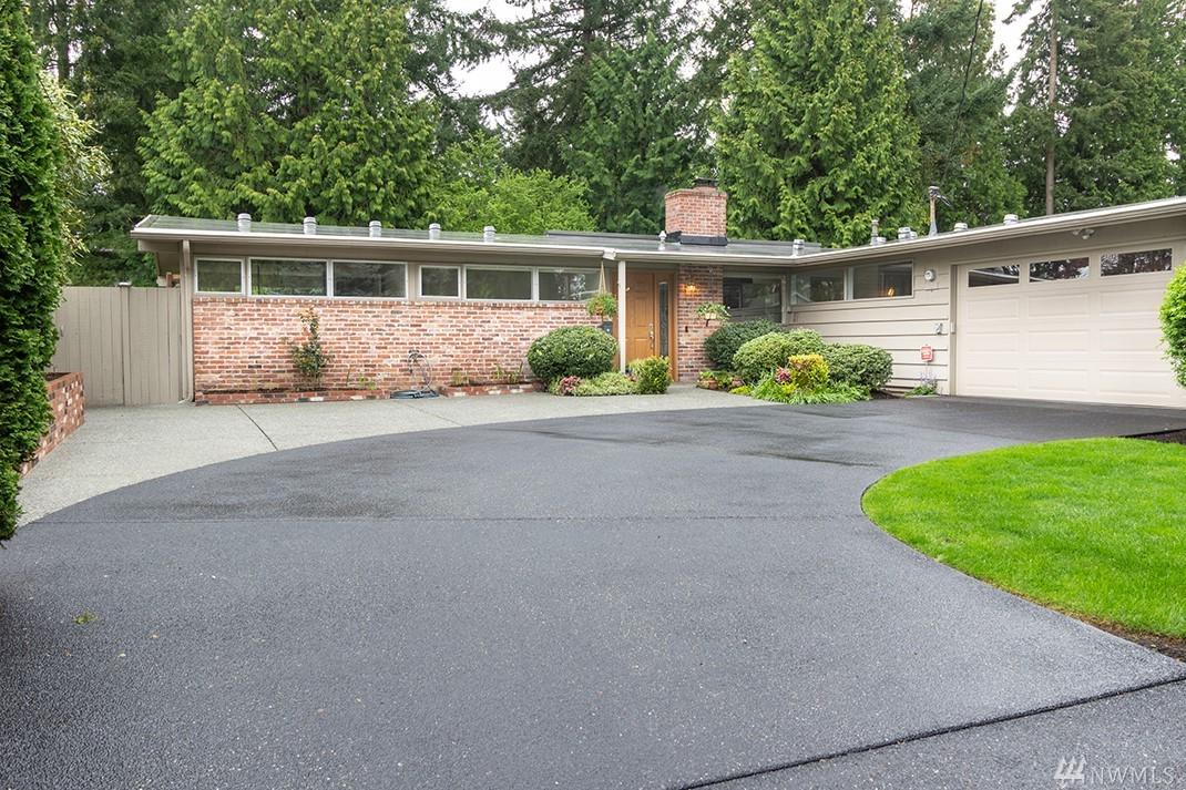 4218 90th Ave - Photo 1