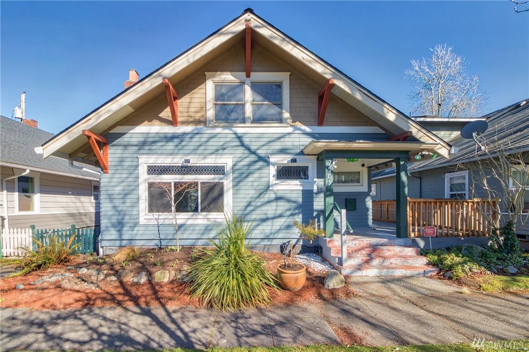 2405 Warner St - Photo 1