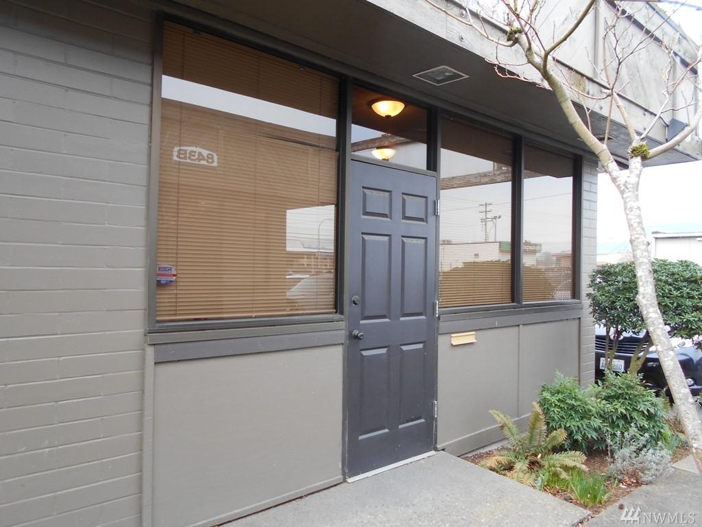841 12th Ave - Photo 1
