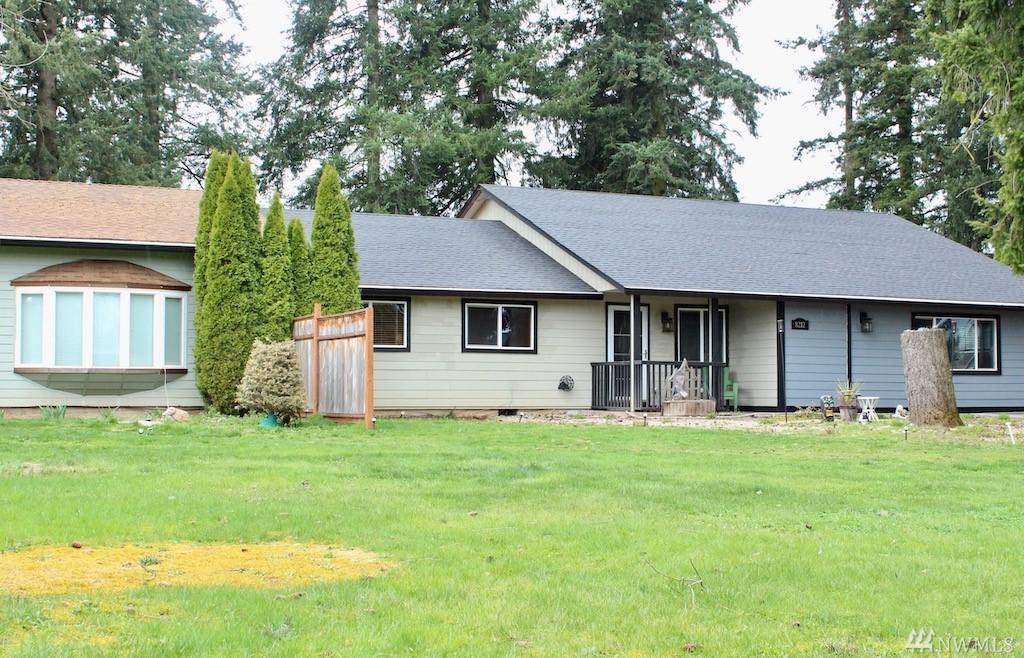 8212 162nd Ave - Photo 1