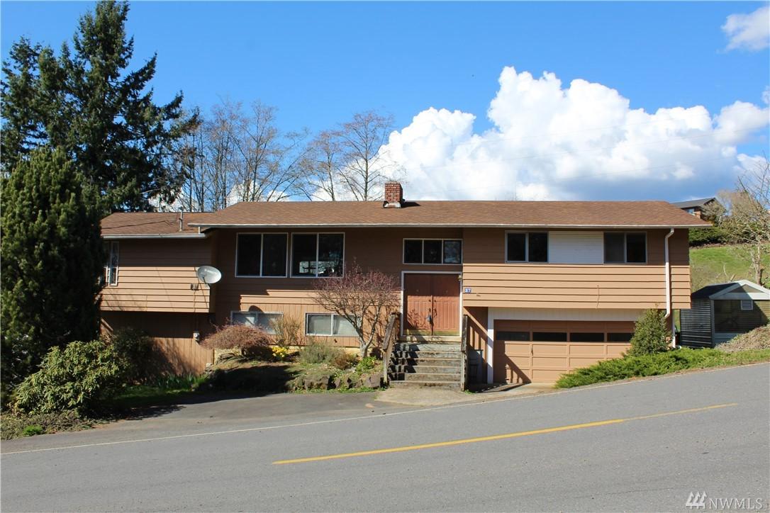37 Clover St - Photo 1