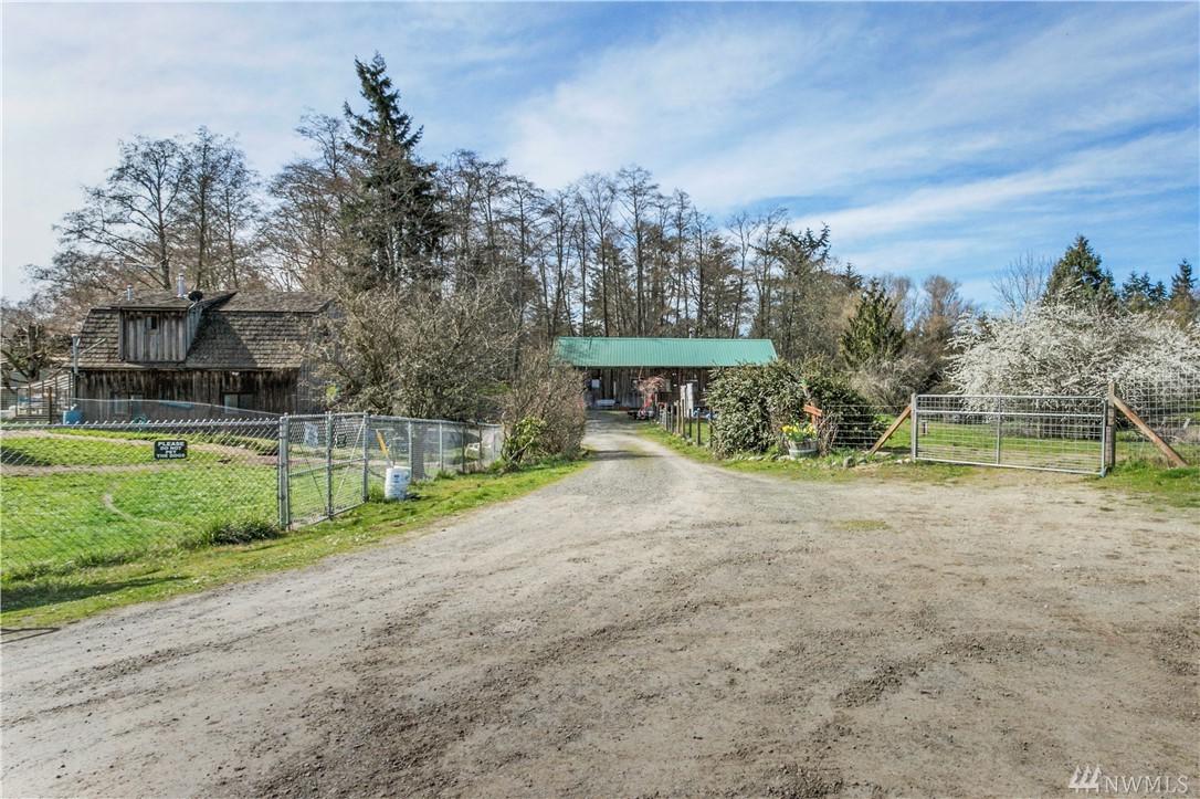 870 Martin Rd - Photo 1