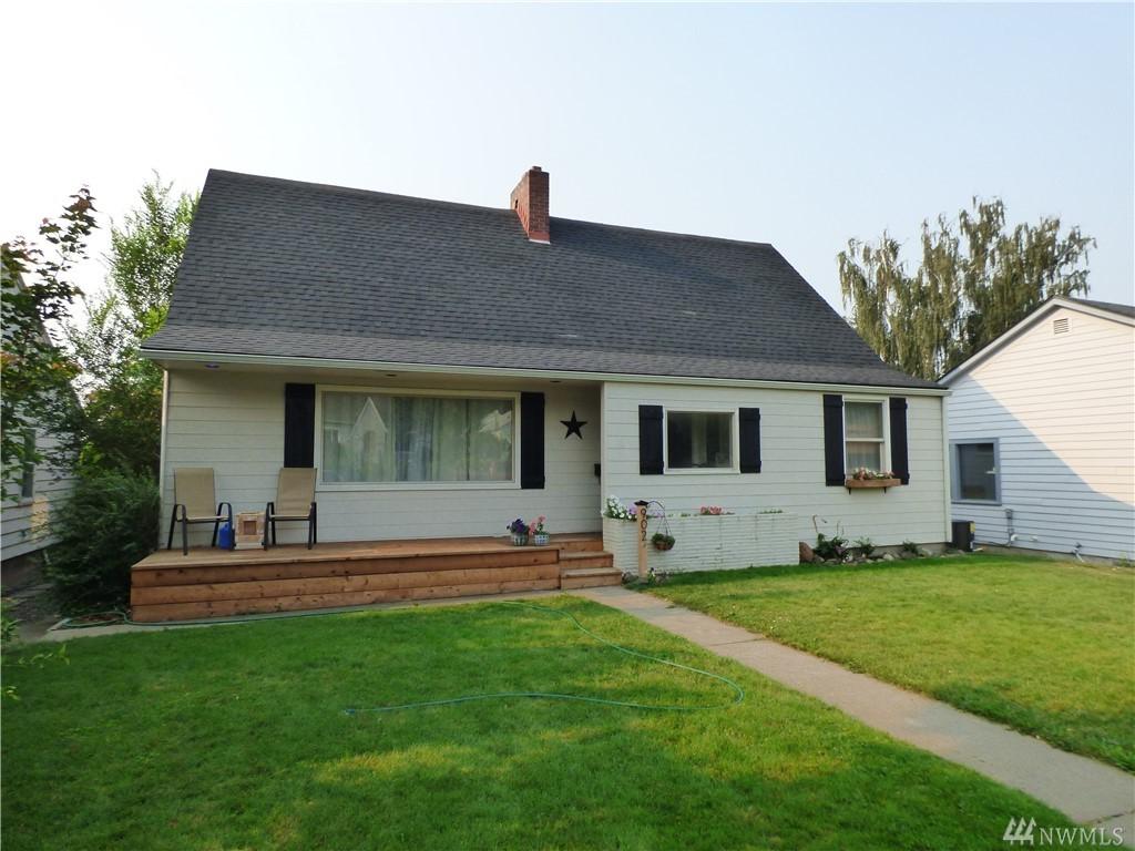 902 1st Ave - Photo 1