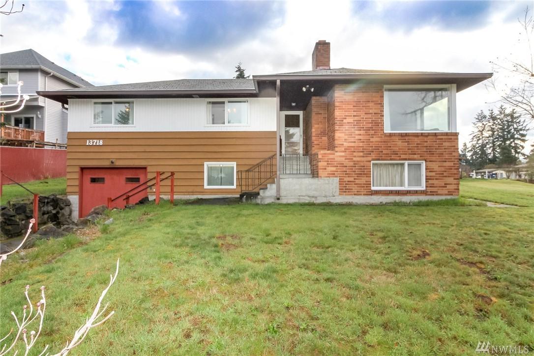 13718 8th Ave - Photo 1