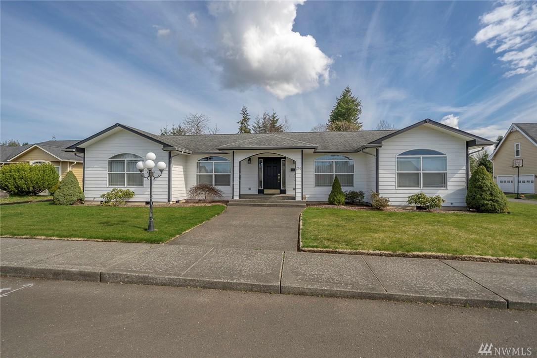 290 9th - Photo 1