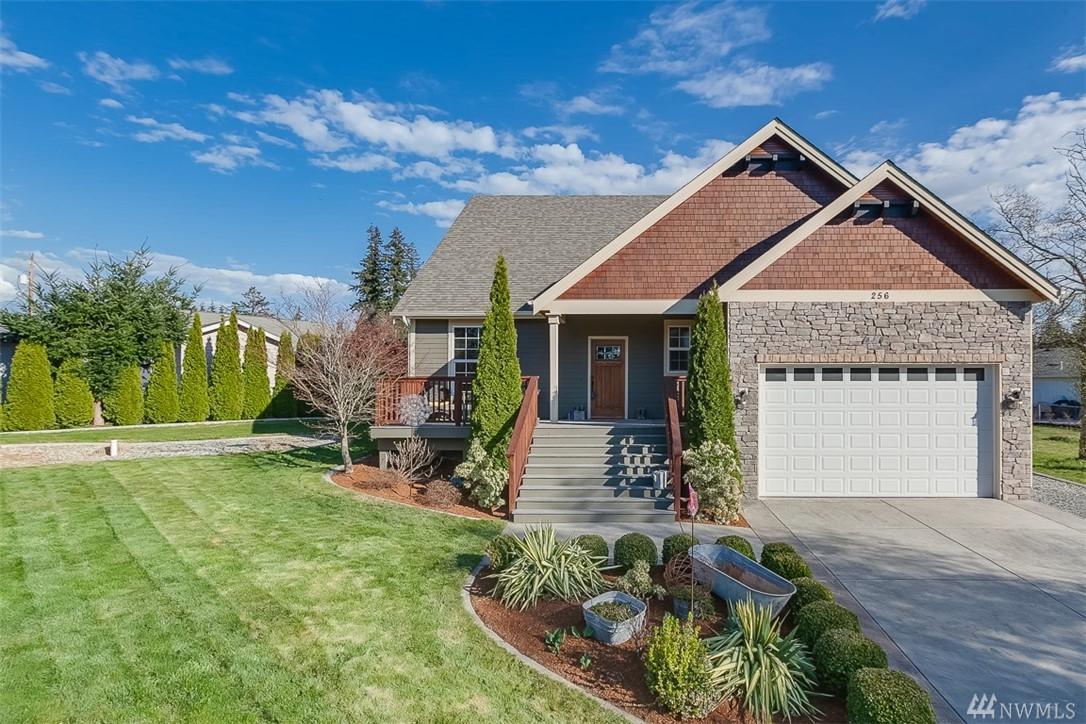 256 Dundee Dr - Photo 1
