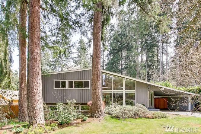 1614 152nd Ave - Photo 1
